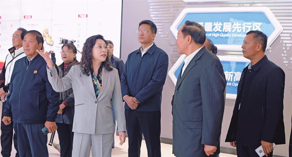 媒體聚焦 |濟南產(chǎn)發(fā)集團： 爭當(dāng)引進(jìn)與培育產(chǎn)業(yè)發(fā)展的“排頭兵”